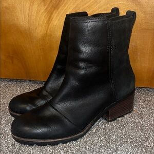 Women's Black Leather Ankle Boots